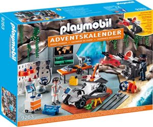 7898-1-playmobil-9263-adventskalend.jpg